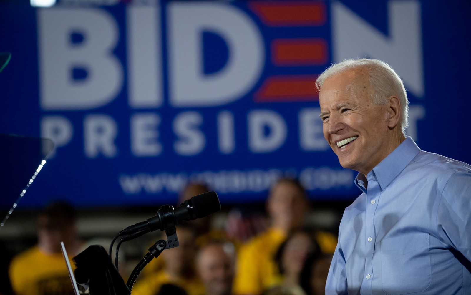 O ex-vice-presidente dos EUA e pré-candidato democrata à presidência Joe Biden fala a eleitores em Pittsburgh, na Pensilvânia — Foto: Jeff Swensen/Getty Images/AFP