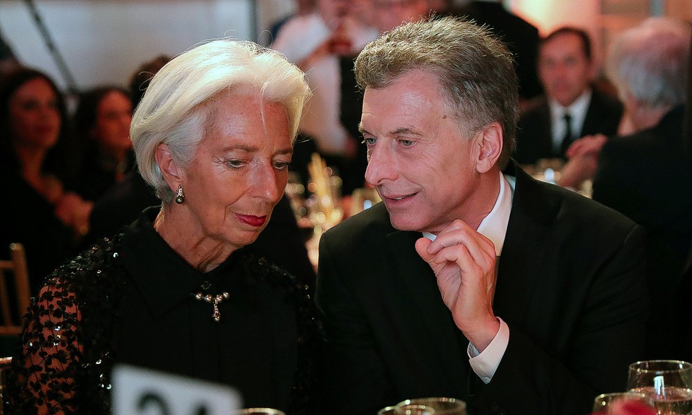 Presidente da Argentina, Maurício Macri, e diretora geral do FMI, Christine Lagarde — Foto: Argentine Presidency/Handout via Reuters