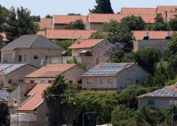 Casas do assentamento israelense de Psagot, na Cisjordânia, perto de Ramallah e de Al-Bireh - (crédito: Zain Jaafar/AFP)
