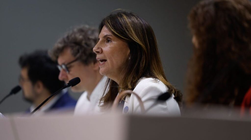 Diretora executiva da COP30, Ana Toni, disse que houve aprovação da agenda de ações para a conferência