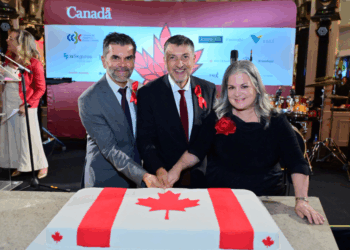 Cônsul-Geral no Rio de Janeiro, François Jubinville, Embaixador do Canadá no Brasil, Emmanuel Kamarianakis,  Cônsul-Geral em São Paulo, Caroline Charette