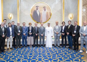 Prefeitos brasileiros fortalecem alianças globais em Dubai para acelerar a transição urbana sustentável