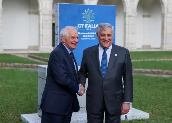 Chefe de política externa da UE, Josep Borrel, é recebido pelo ministro do Exterior iraliano, Antonio Tajani, para encontro do G7, em Capri (REUTERS/Claudia Greco)17/04/2024 REUTERS/Claudia Greco