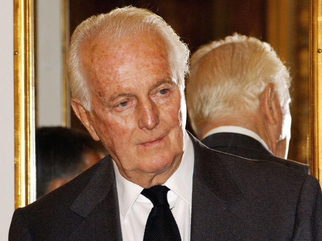 MADRID, SPAIN - OCTOBER 18:  French designer Hubert de Givenchy attends the ceremony where he will receive the condecoration "Gran Cruz de Isabel La Catolica" at Viana Palace October 18, 2002 in Madrid, Spain.  (Photo by Carlos Alvarez/Getty Images)