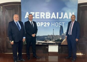 Jorge Werthein, Assessor Especial da Direção Geral; Rashad Novruz, Embaixador do Azerbaijão no Brasil; e Muhammad Ibrahim, Diretor de Cooperação Técnica do IICA.