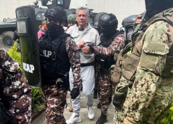 Jorge Glas, the former vice-president of Ecuador, entering the La Roca prison in Guayaquil.
ALINA MANRIQUE