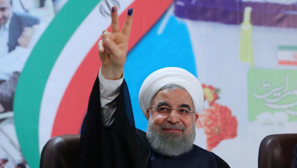 O presidente iraniano Hassan Rohani no momento em que votou em Teerã, nesta sexta-feira 19 de maio.

President.ir/Handout via REUTERS/File Photo