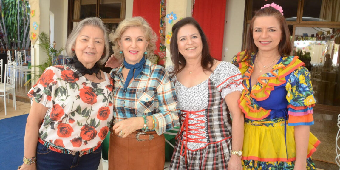 Presidente do CIB - Cecília Oliveira, Maria das Dores, Isabel barbosa e Cláudia Jucá