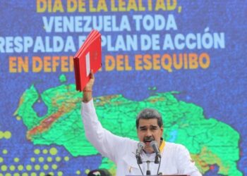 Tensão entre Venezuela e Guiana aumenta e Brasil mostra apreensão com escalada da disputa para um conflito na região - (crédito: Marcelo García/Presidência da Venezuela/AFP)