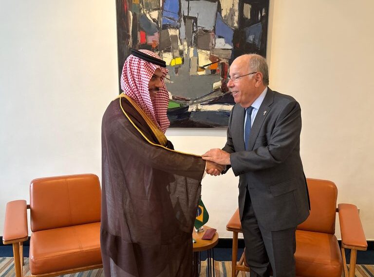Faisal bin Farhan bin Abdullah and Mauro Vieira (R) discussed the situation in the Gaza Strip