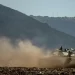 Tanques e veículos blindados israelenses se reúnem na fronteira entre Israel e o Líbano em 30 de setembro de 2024 (Erik Marmor/Getty Images)