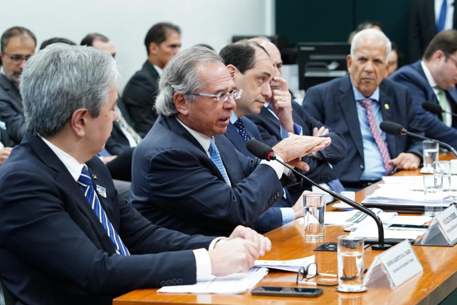 O ministro Paulo Guedes em audiência na Comissão Mista de Orçamento do Congresso, no último dia 14/5 — Foto: Pablo Valadares/Câmara dos Deputados