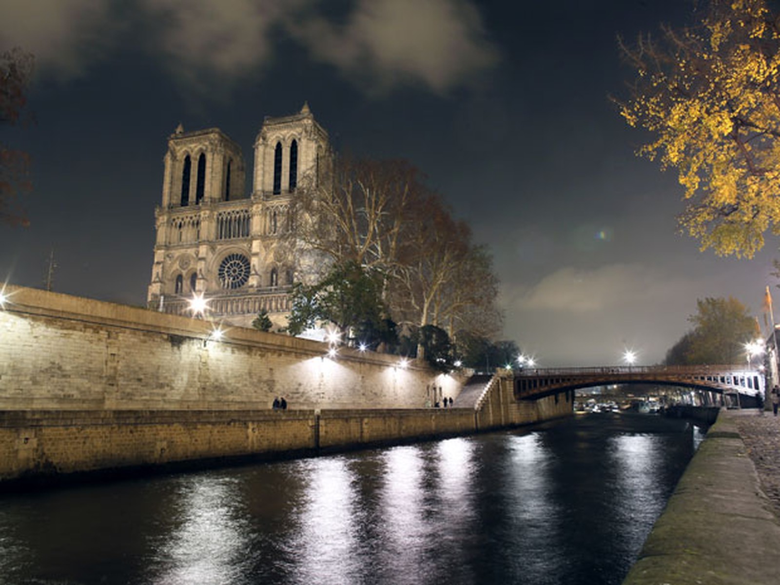 Catedral de Notre Dame, em Paris — Foto: Patrick Kovarik/AFP Photo